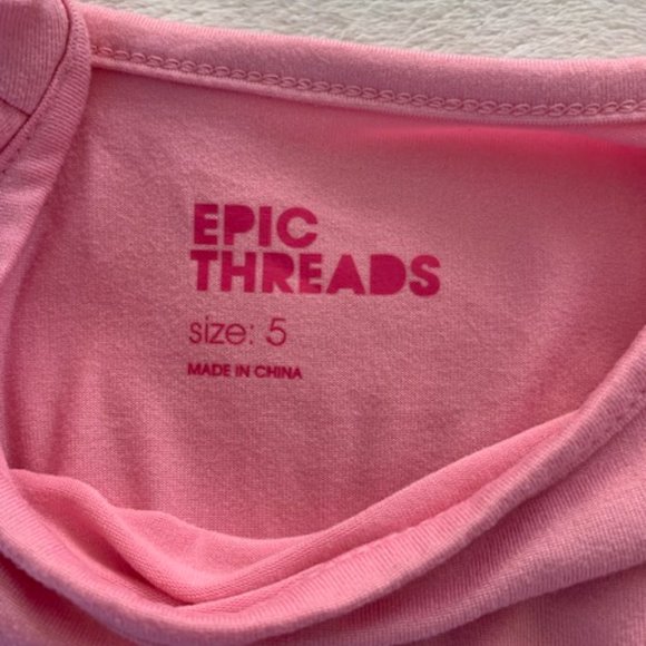 Dress bundle, Girls size 5 short sleeved dresses, bundle of 4 - Picture 13 of 13